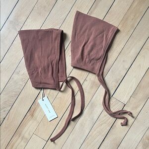 Quincy Mae organic cotton baby pixie bonnets (2) in clay 3-6 months new